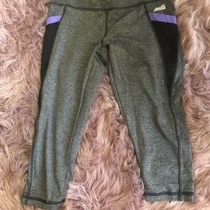 Avia workout Capri